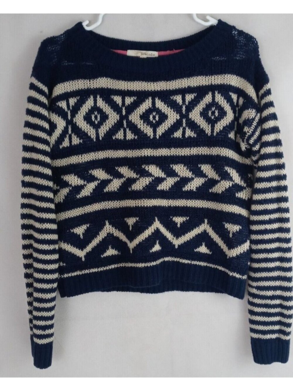 Rewind Women's Blue & White Beautiful Design Sweater Size Large